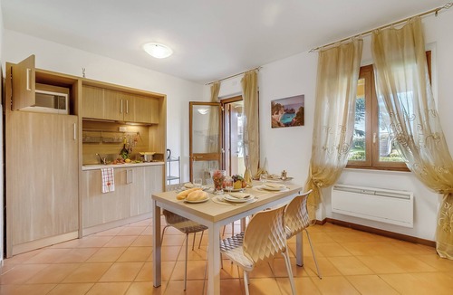 Sensole Apartment | Residence La Perla - Apt 10, Monte Isola, Italy