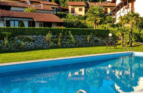 Colmegna Apartment | Residenza Paradiso