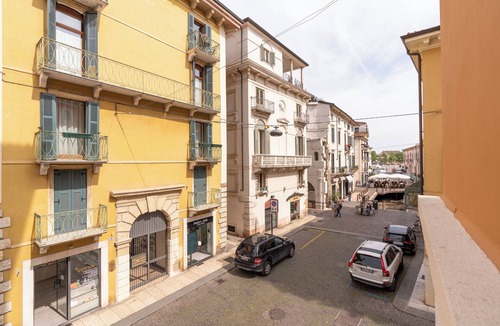 Citta Antica Condo | Residenza Serego - affaccio scavi Romani