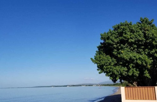 Crane corner House | Robbi's Beach House - Black River, St Elizabeth