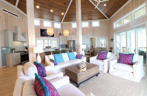 Hope Town House | RockPoint: Stunning waterfront villa with the most beautiful view on Elbow Cay
