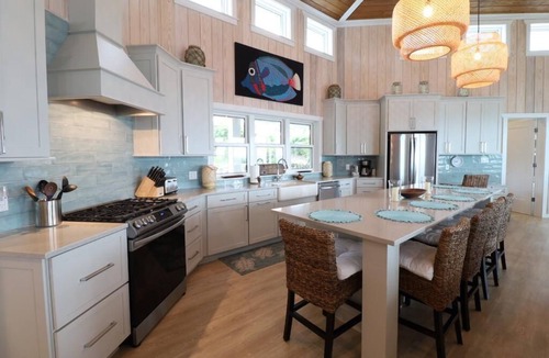 Hope Town House | RockPoint: Stunning waterfront villa with the most beautiful view on Elbow Cay