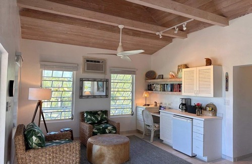 North Palmetto Point House | Rocks Retreat 2 Bedroom Home