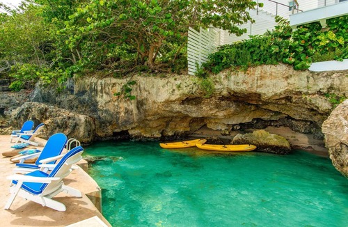 Boscobel Villa | Rocksteady Villa Luxury villa