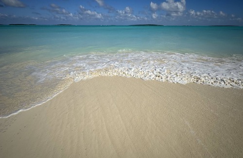Rolleville Apartment | Rolleville Darling House - 2 minute walk from the beach!