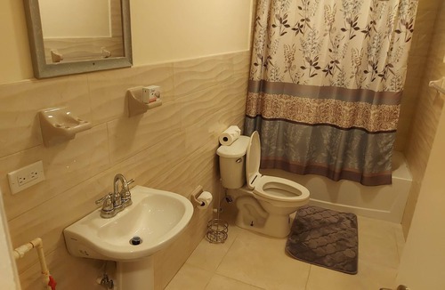 Rolleville Apartment | Rolleville Darling House - 2 minute walk from the beach!