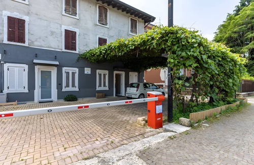 Sud-Ovest Apartment | Room 'Giulietta' with Wi-Fi