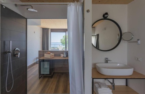 Moniga del Garda Bed & Breakfast | Room-insula Felix - Deluxe Double Room w