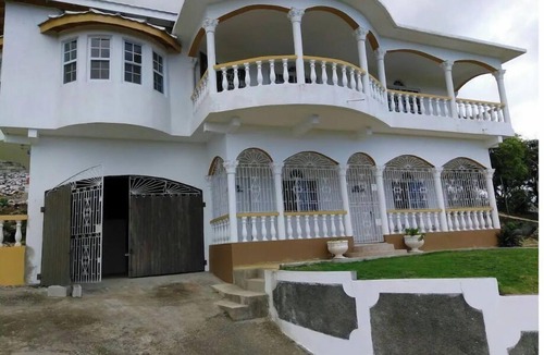 Moore Town Villa | ROYAL VILLA 360