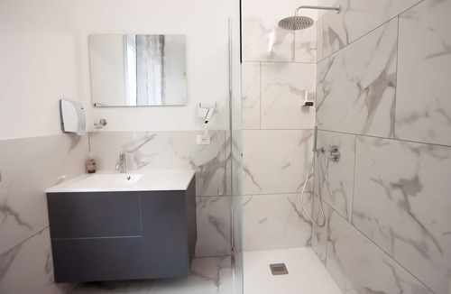 Rozzano House | rozzano affittacamere