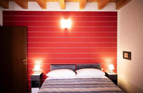 Lazise Old Town Apartment | Salix Home