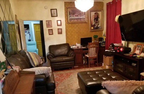 Brooklyn House | Sarge. Cozy. Beauitful. Place in.Flatbush. Bklyn. N. Y