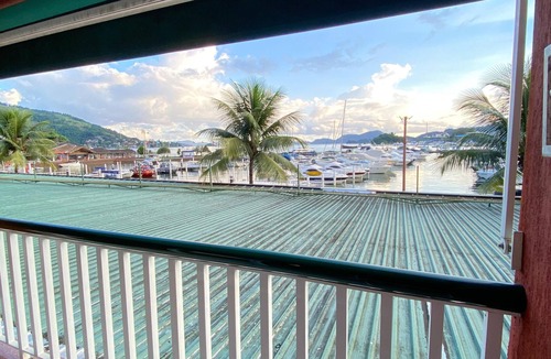 Praia do Jardim Apartment | Sea View Apartment, Angra dos Reis.