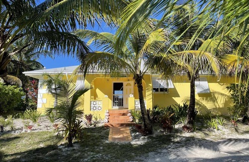 Spanish Wells Villa | Secluded, Spacious Beachfront Villa w/Stunning Views throughout, Kayaks & SUP