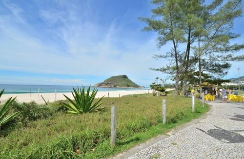 Recreio dos Bandeirantes Apartment | Seu apartamento na praia