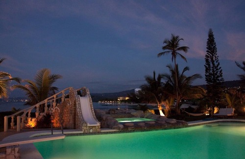 Mammee Bay Estates Villa | SEVEN SEAS JAMAICA - Luxury 4 Bed Beach Villa in Ocho Rios - STAFF INC