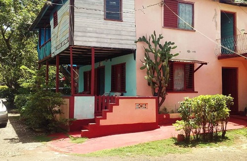 Belmont House | Shades cottage room #1