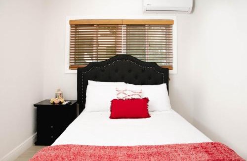 George Town Apartment | Sheer Bliss BeachView Apt #2