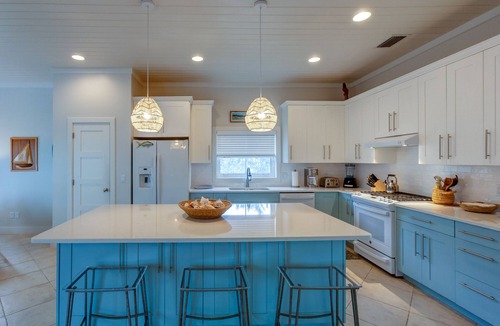 Hope Town House | Shore Leave – Relax, Unwind & Enjoy Paradise in Style