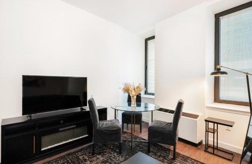 Financial District Apartment | Sleek 1-Bedroom in the Financial Dsitrict