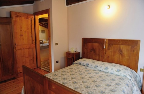 Miane Other | Sleeping in the Prosecco Hills. House suitable for families or groups of friends.