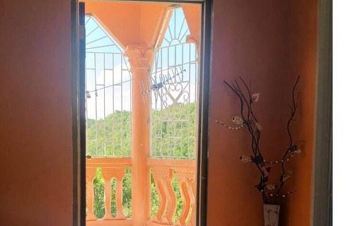 Spring Village Villa | SligoVilla Guest House - Pet Friendly - Hike & Swim in One Day!