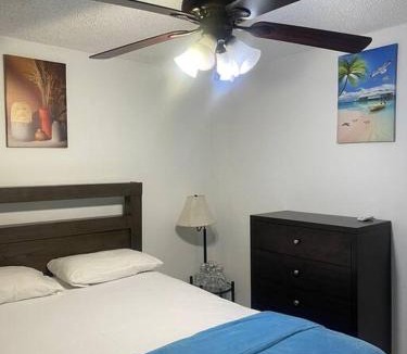 Camperdown House | Soothing Getaway 2 Bedroom Home