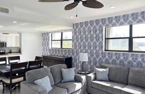 Bahamas Terrace Condo | South Pointe Villa - Luxurious 3BR Oceanfront Villa - Newly Renovated!