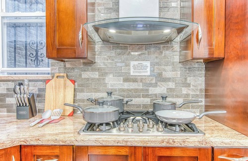 Bushwick Apartment | Spacious 1BR with King Bed, AC, WiFi & Streaming Entertainment.