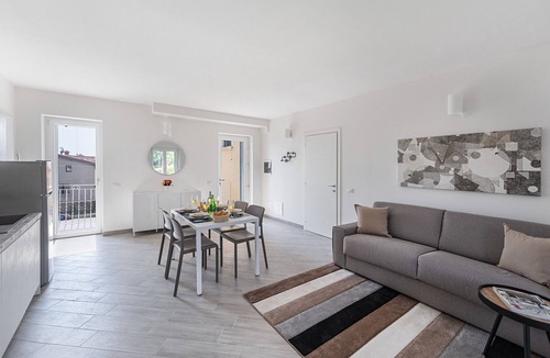Soiano del Lago Apartment | Spacious 2 bedroom apartment with pool
