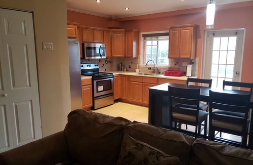 Eden Gardens Apartment | Spacious 2 Bedroom Kensington Cresent New Kgn