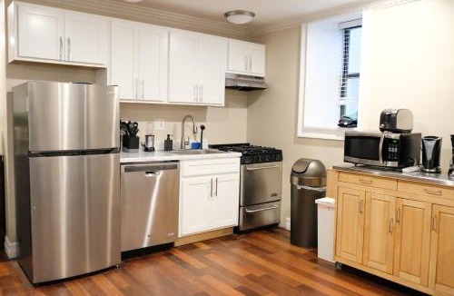 Manhattan Valley Apartment | SPACIOUS 4BR 2BA apt WITH PRIVATE OUTDOOR SPACE UWS