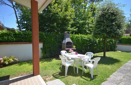 Bibione Pineda Villa | Spacious and bright villa with garden