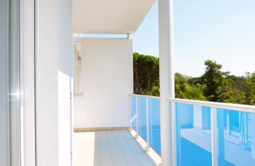 Bibione Pineda Apartment | Spacious apartment with terrace near the beach