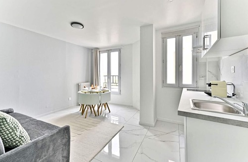 Gagny Apartment | Spacious apartment in the Paris suburbs