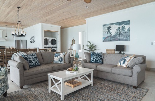 Rokers Point House | SPACIOUS BEACHFRONT HOME! A vacation to treasure! Sandy beach, pool, hot tub.