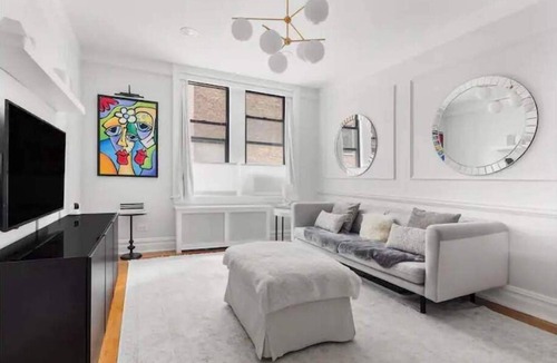 Washington Heights Condo | Spacious Elegant Oasis! Manhattan! 3 Bedrooms