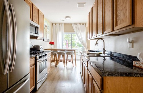 Queens House | Spacious Family Home By Beach And Boardwalk