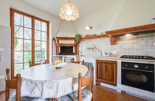 Costermano House | Spacious Holiday Home in Marciaga with Garden