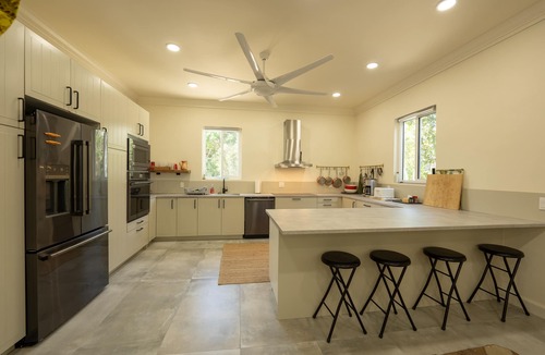 Green Turtle Cay House | Spacious home steps to Cocoa bay