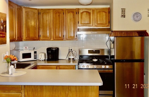 Bath Beach Apartment | Spacious, Private, Ocean-Side Studio in Brooklyn with Parking