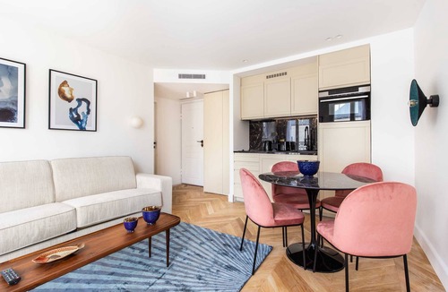 Pigalle Apartment | St Georges - Superb 3 Bedroom