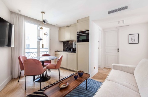 Pigalle Apartment | St Georges - Superb 3 Bedroom