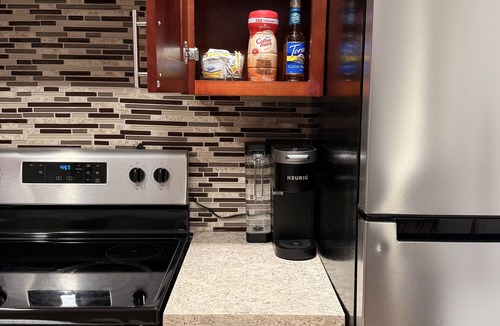 Queens Apartment | STAYCA Spacious Suite 4-bedroom apartment in Queens Near JFK