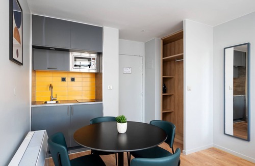10th Arrondissement House | Staycity Aparthotels, Paris Gare De l'Est