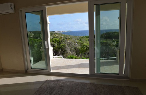 Stella Maris Villa | Stella Views has stunning 360 degree views of Long Island, Atlantic & Caribbean