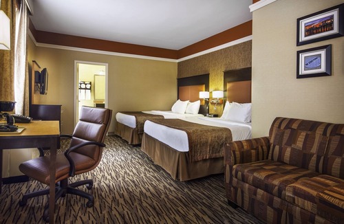Koreatown Hotel | Steps Away From The Excitement of Times Square! 3 Classy Units, Pet-friendly