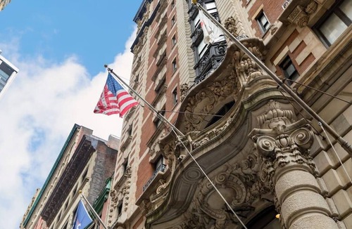 Koreatown House | Steps Away From the Excitement of Times Square! 2 Classy Units, Pets Allowed