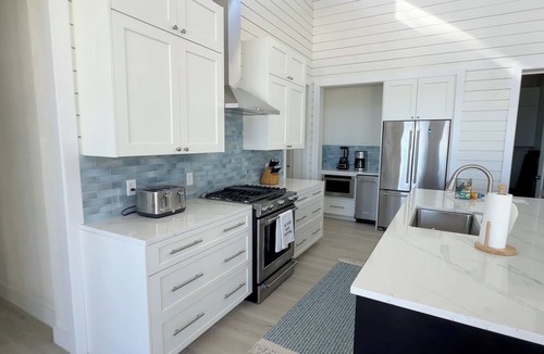 Rokers Point House | Steps From the Water on One of The Most Beautiful Beaches in Exuma!
