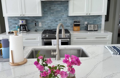 Rokers Point House | Steps From the Water on One of The Most Beautiful Beaches in Exuma!